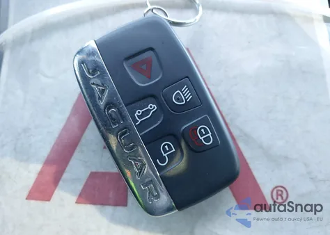 2017 Jaguar F-Pace 35T Premium z USA, uszkodzony, nr VIN SADCJ2BV7HA063993